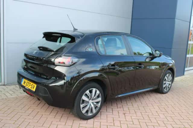 Peugeot e-208 (2021) thumbnail 4