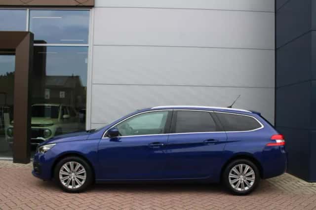 Peugeot 308 (2020) thumbnail 2