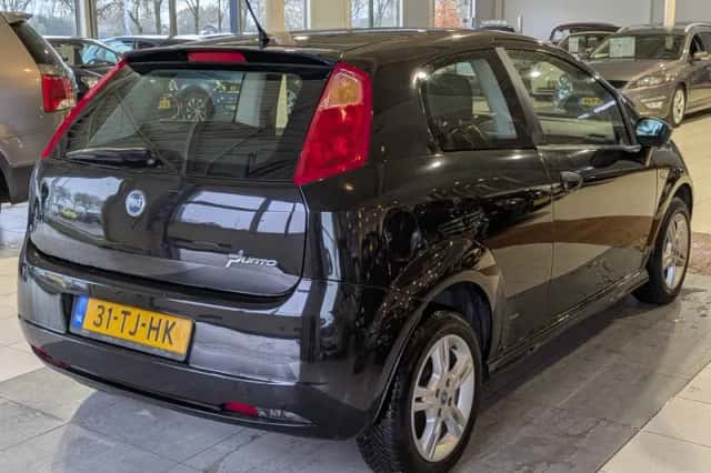 Fiat Grande Punto (2006) thumbnail 4