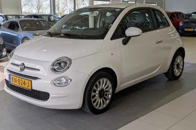 Fiat 500 (2016) thumbnail 2