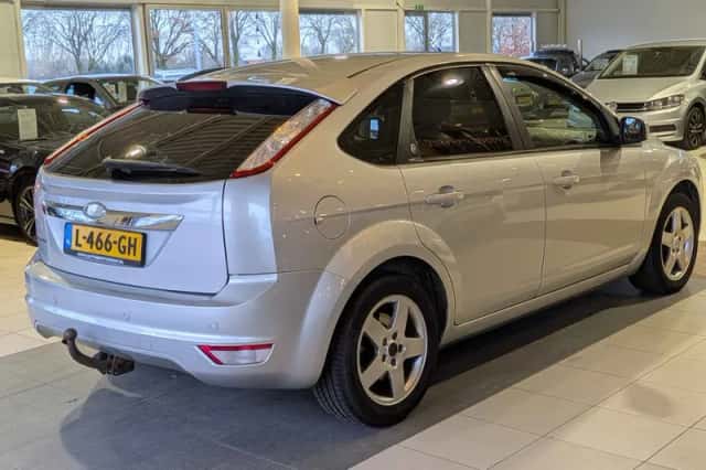 Ford Focus (2008) thumbnail 4