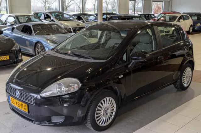 Fiat Grande Punto (2007) thumbnail 2