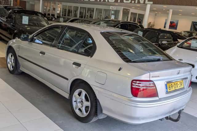 Honda Accord (2000) thumbnail 3