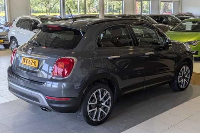 Fiat 500X (2016) thumbnail 4