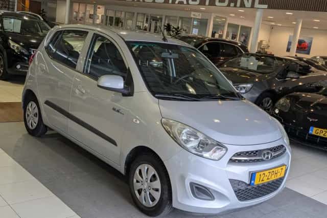 Hyundai i10 (2013) thumbnail 1