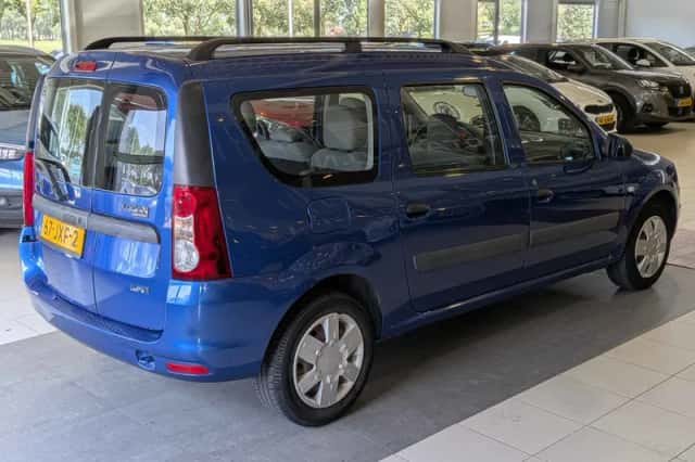 Dacia Logan (2009) thumbnail 4