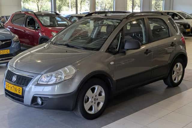 Fiat Sedici (2009) thumbnail 2