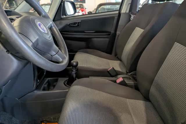 Fiat Sedici (2009) thumbnail 6