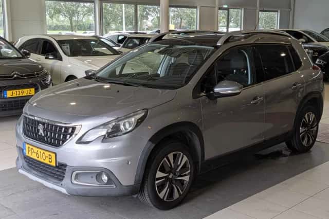 Peugeot 2008 (2016) thumbnail 2