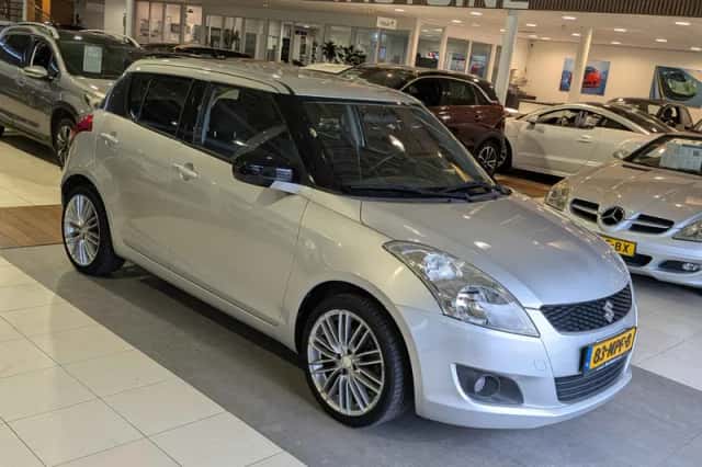 Suzuki Swift (2010) thumbnail 1