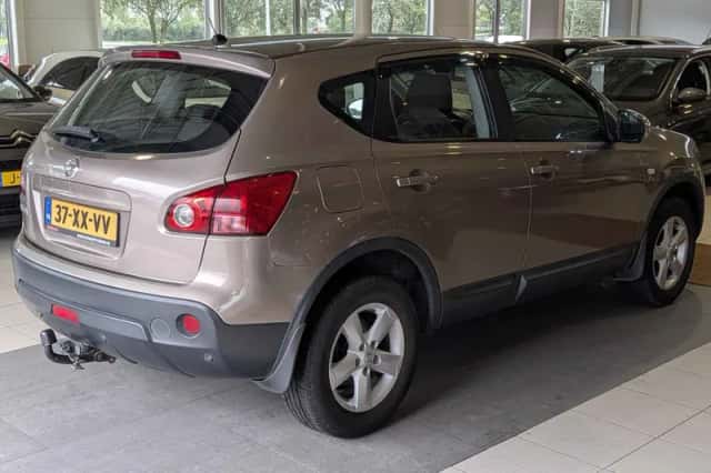 Nissan Qashqai (2007) thumbnail 4