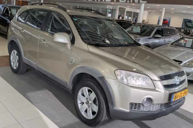 Chevrolet Captiva (2008) thumbnail 1