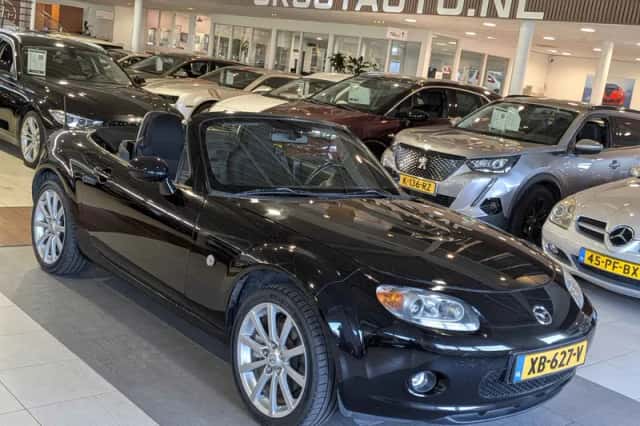 Mazda MX-5 (2006) thumbnail 1