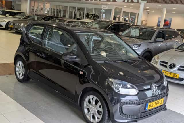 Volkswagen Up! (2012) thumbnail 1