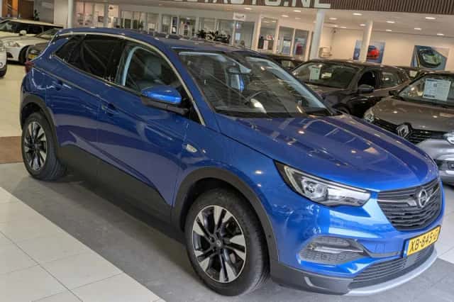 Opel Grandland (2018) thumbnail 1