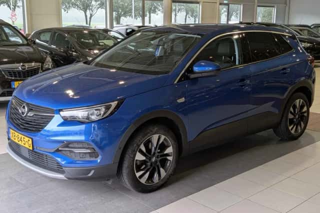 Opel Grandland (2018) thumbnail 2
