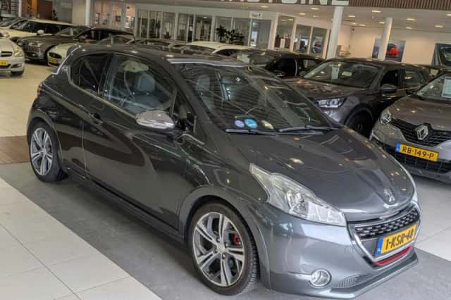 Peugeot 208 (2013) thumbnail 1