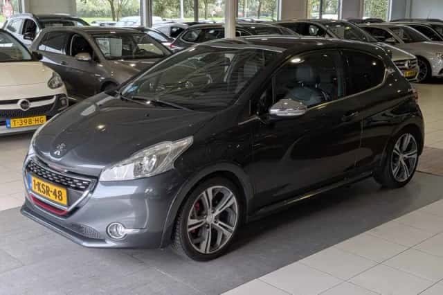 Peugeot 208 (2013) thumbnail 2