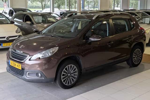 Peugeot 2008 (2014) thumbnail 2