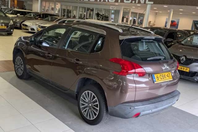 Peugeot 2008 (2014) thumbnail 3