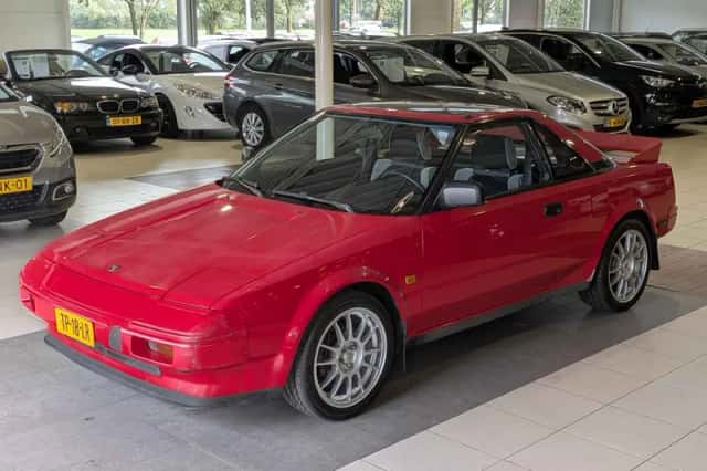 Toyota MR2 (1986) thumbnail 2