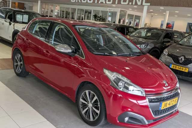 Peugeot 208 (2016) thumbnail 1