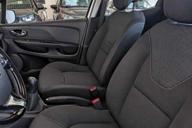 Renault Clio (2014) thumbnail 6