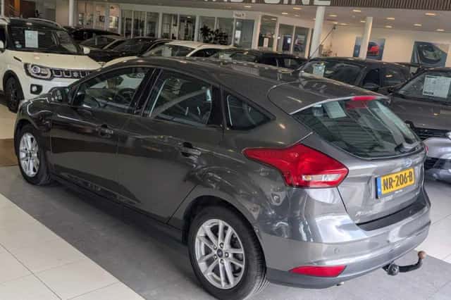Ford Focus (2017) thumbnail 3
