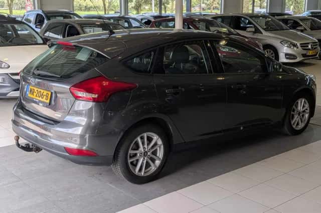 Ford Focus (2017) thumbnail 4