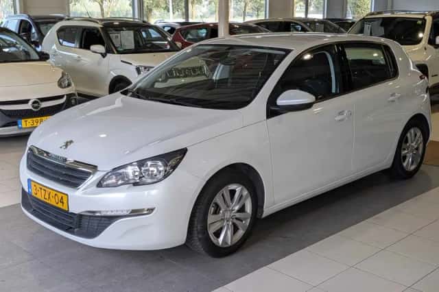 Peugeot 308 (2014) thumbnail 2