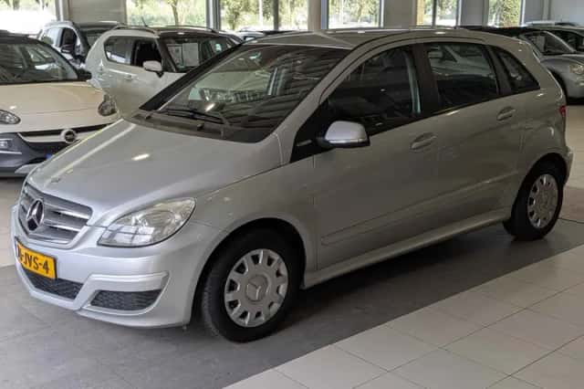 Mercedes-Benz B-Klasse (2009) thumbnail 2