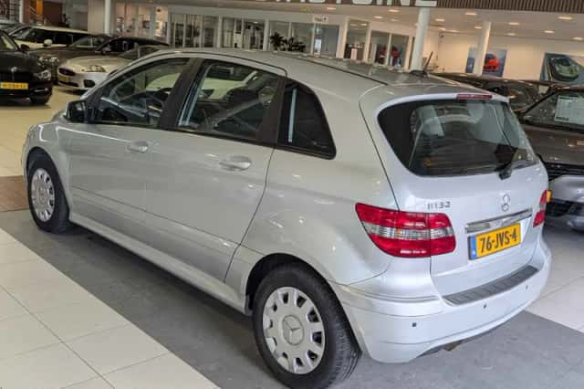 Mercedes-Benz B-Klasse (2009) thumbnail 3