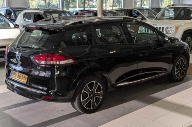 Renault Clio (2015) thumbnail 4