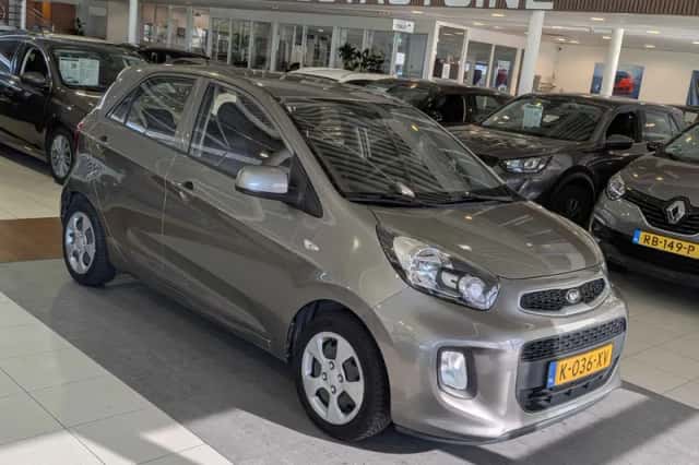 Kia Picanto (2016) thumbnail 1