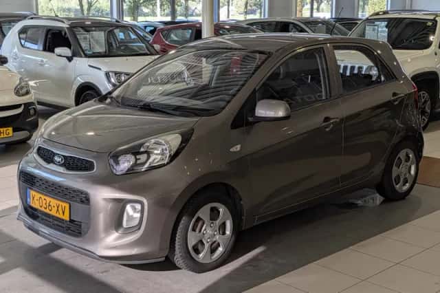 Kia Picanto (2016) thumbnail 2