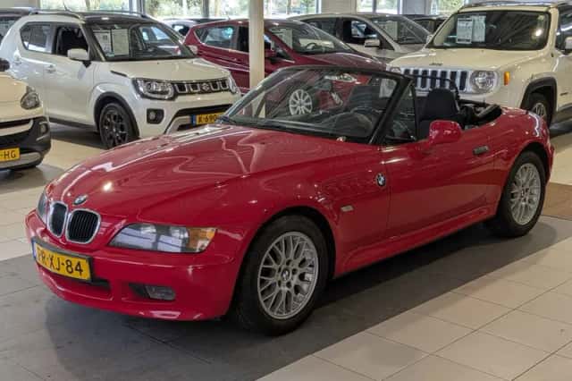 BMW Z3 (1996) thumbnail 2