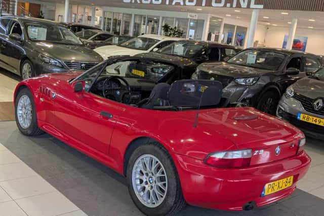BMW Z3 (1996) thumbnail 3