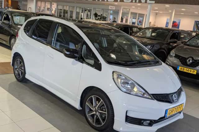 Honda Jazz (2015) thumbnail 1