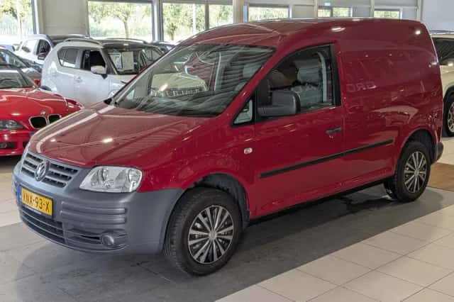 Volkswagen Caddy (2008) thumbnail 2