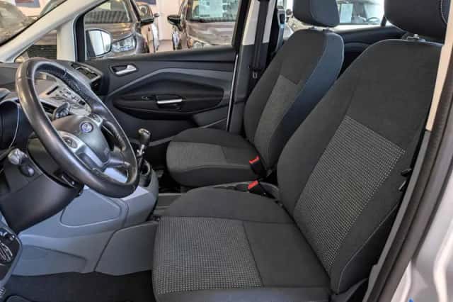 Ford Grand C-Max (2014) thumbnail 6