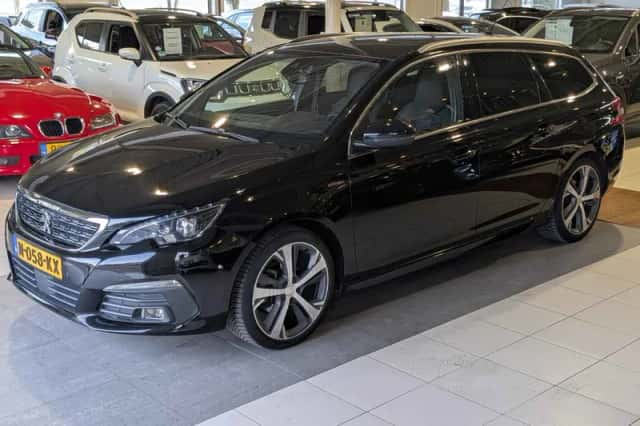 Peugeot 308 (2018) thumbnail 2