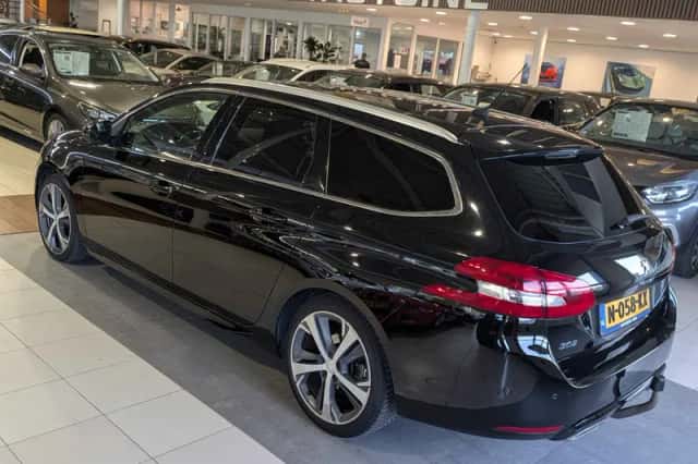Peugeot 308 (2018) thumbnail 3
