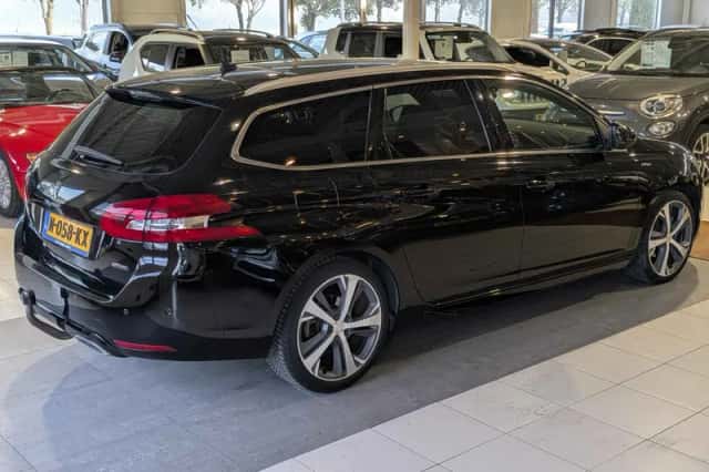 Peugeot 308 (2018) thumbnail 4