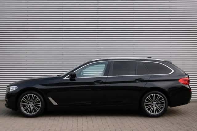 BMW 5-Serie (2017) thumbnail 2