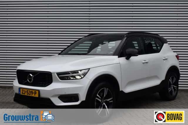 Volvo XC40 (2019) thumbnail 1