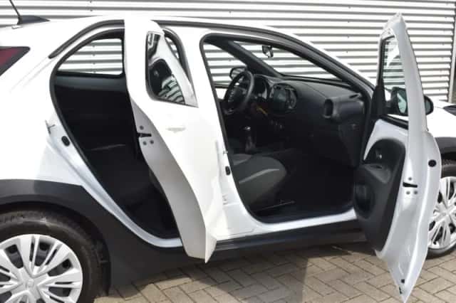 Toyota Aygo X (2024) thumbnail 5