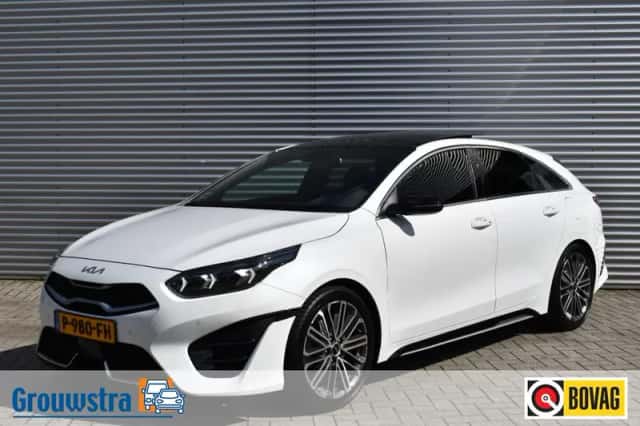 Kia ProCeed (2022) thumbnail 1