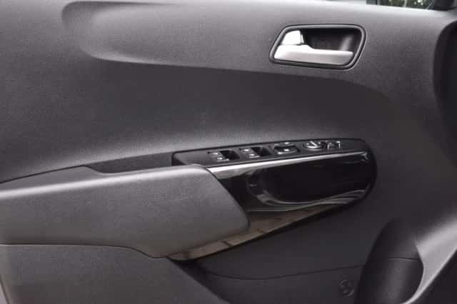 Kia Picanto (2021) thumbnail 5