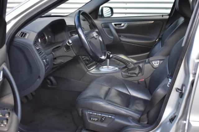 Volvo V70 (2007) thumbnail 4