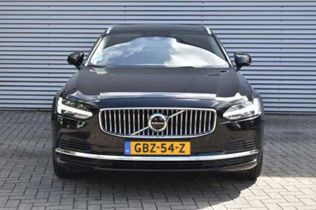 Volvo V90 (2020) thumbnail 3